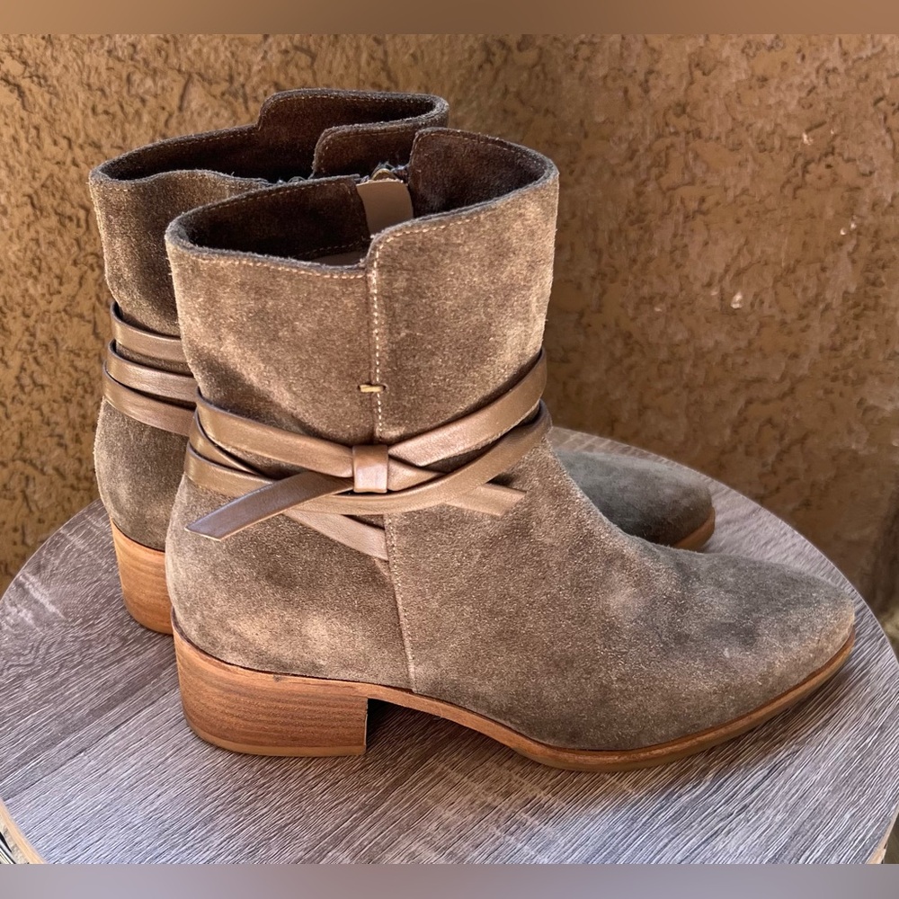 Suede Leather Ankle Chunky Heel Italian handmade Boots Almond toe Western Boho